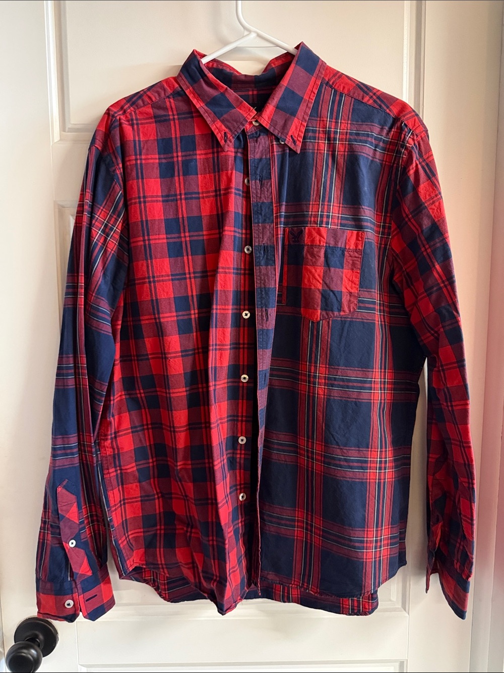 American Eagle Outfitters Red and Navy Plaid Button-Down Shirt